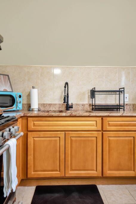Apartamento Golden Gem In Heart Of East Rock Quiet 3Br Near Dt And Yale New Haven Exterior foto