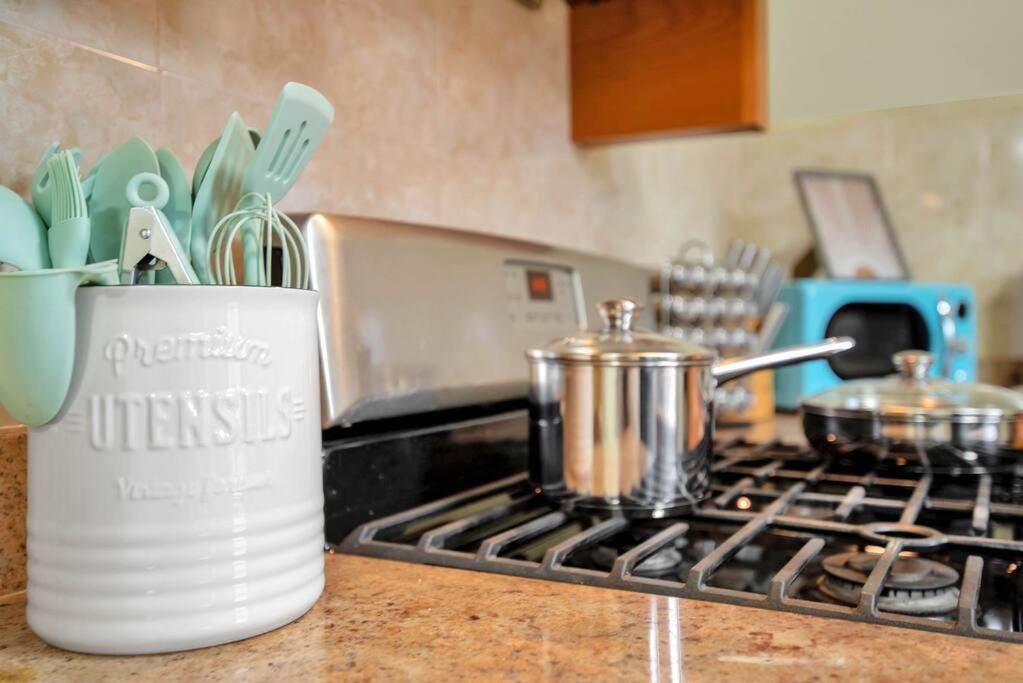 Apartamento Golden Gem In Heart Of East Rock Quiet 3Br Near Dt And Yale New Haven Exterior foto